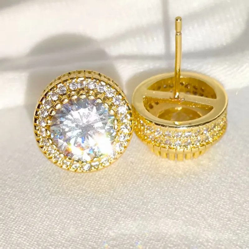 925 Sterling Silver Compact and Simple 1/2/3 Carat Moissanite Shining Women’s Stud Earrings Stylish and Simple
925 Sterling Silver Compact and Simple 1/2/3 Carat Moissanite Shining Women’s Stud Earrings Stylish and Simple