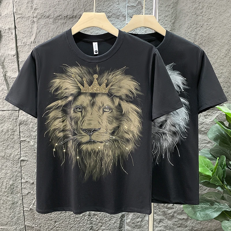 Light luxury design lion diamond printed T-shirt for men 2025 summer fashion handsome high end men's short sleeved casual to
Light luxury design lion diamond printed T-shirt for men 2025 summer fashion handsome high end men's short sleeved casual to