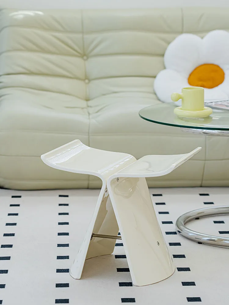 Nordic Designer Coffee Stool Living Room Furniture Butterfly Chair Transparent Acrylic Stool Home Furniture Shoe Changing Stools
Nordic Designer Coffee Stool Living Room Furniture Butterfly Chair Transparent Acrylic Stool Home Furniture Shoe Changing Stools
