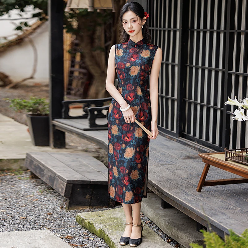 Women's New Chinese Vintage Floral Print Cheongsam, Modified Long Qipao with Slit, High Waist Sleeveless Midi Dress
Women's New Chinese Vintage Floral Print Cheongsam, Modified Long Qipao with Slit, High Waist Sleeveless Midi Dress