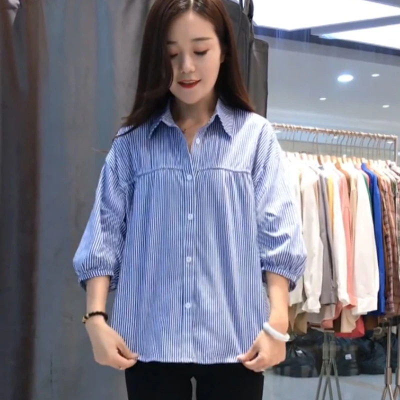 Spring Summe New Fashion Elegance Cotton Striped Shirts Women's Clothing Single Breasted POLO Collar Long Sleeve Loose Blouses
Spring Summe New Fashion Elegance Cotton Striped Shirts Women's Clothing Single Breasted POLO Collar Long Sleeve Loose Blouses