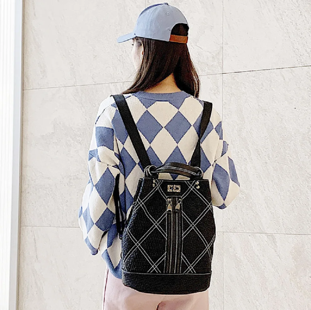 2026 Korean New Women's Fashion Luxury High Quality Real Leather Bucket Bag Large Capacity Travel Shoulder Bags Totes Backpack
2026 Korean New Women's Fashion Luxury High Quality Real Leather Bucket Bag Large Capacity Travel Shoulder Bags Totes Backpack