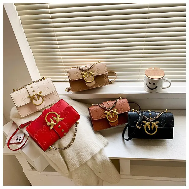 Five Colors Swallow Bird Design Fashion Womens Crossbody Bag Small Purse for Ladies Daily Outfit Party Dating and Casual Events
Five Colors Swallow Bird Design Fashion Womens Crossbody Bag Small Purse for Ladies Daily Outfit Party Dating and Casual Events