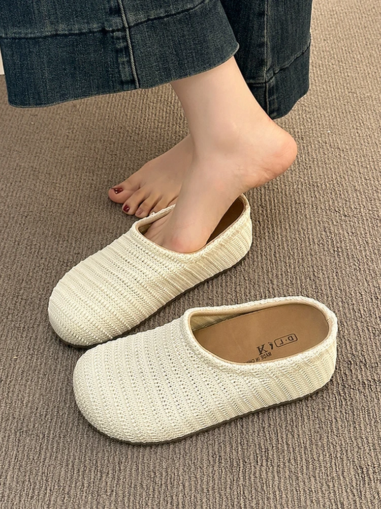 Women's Summer Outdoor Wear Breathable Soft Bottom Woven Toe Cover Slippers Korean Style Casual Slip-On Sandals
Women's Summer Outdoor Wear Breathable Soft Bottom Woven Toe Cover Slippers Korean Style Casual Slip-On Sandals