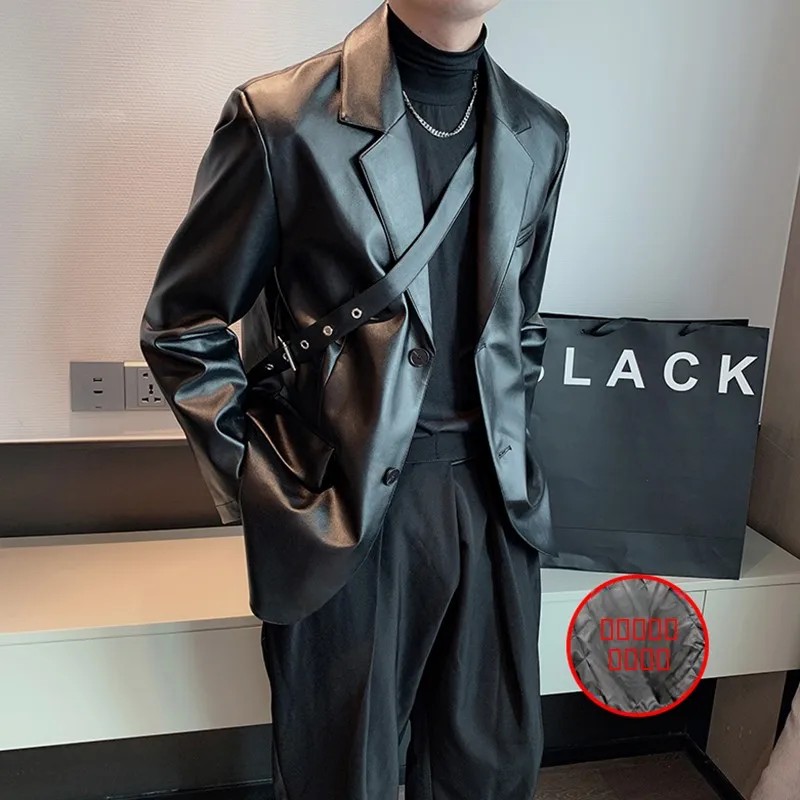 Retro PU Leather Jaet Men's Loose Korean Sle Trendy Cotton Enriched Thiened Autumn Winter Faion Outerwear Coat
Retro PU Leather Jaet Men's Loose Korean Sle Trendy Cotton Enriched Thiened Autumn Winter Faion Outerwear Coat