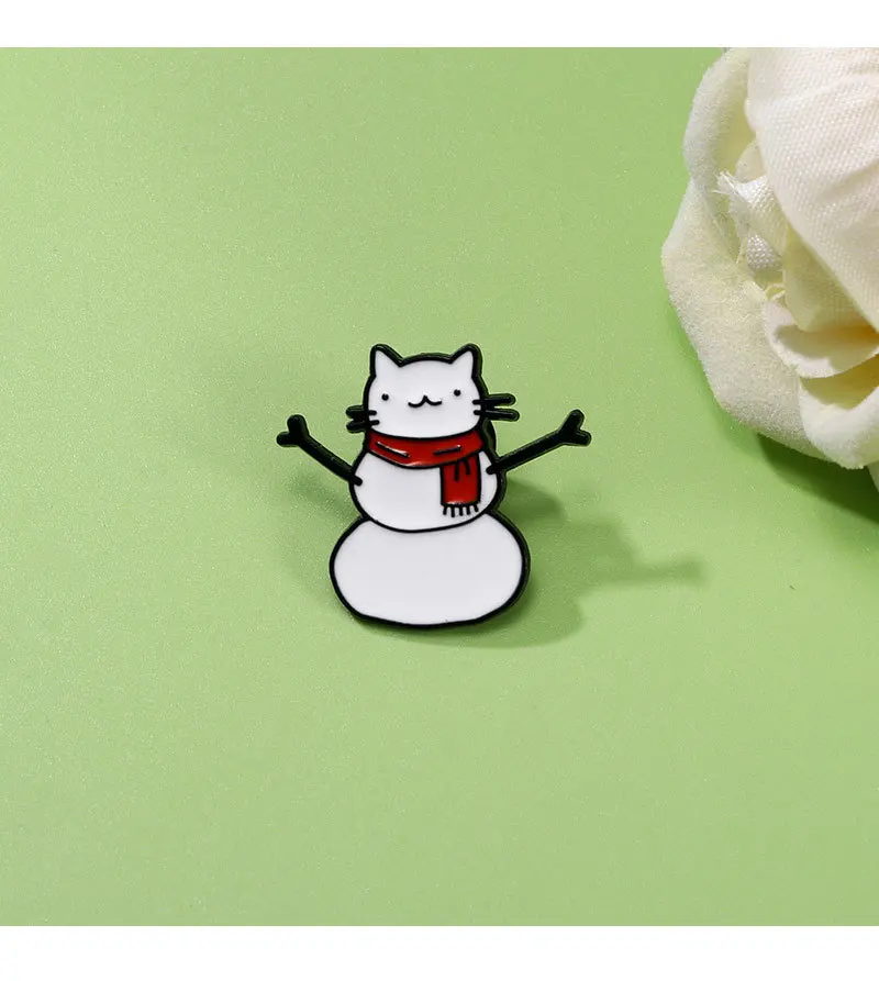 Christmas snowman cartoon brooch clothing accessories cute animals white cat alloy baked paint badge accessories
Christmas snowman cartoon brooch clothing accessories cute animals white cat alloy baked paint badge accessories