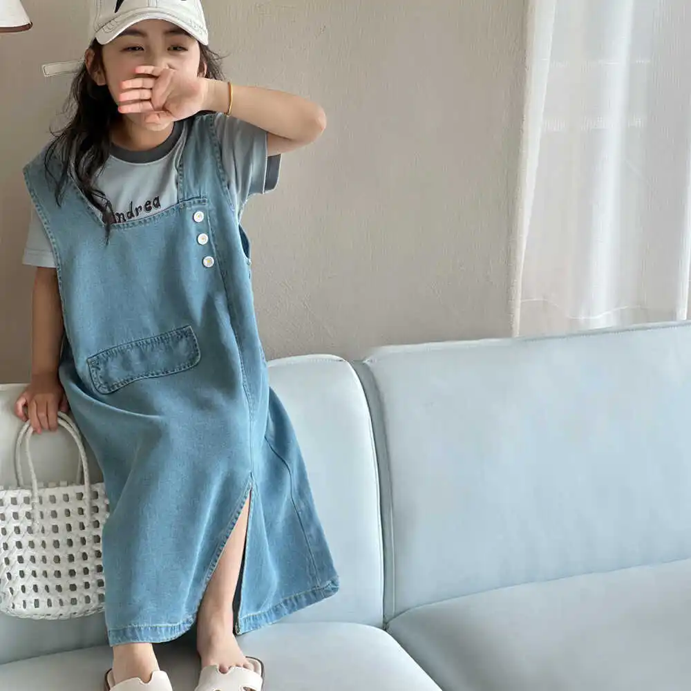 Girls Skirts 2024 Summer New Childrens Clothes Denim Vest Skirt Thin Summer Dress Loose Casual Princess Skirt Casual Simple
Girls Skirts 2024 Summer New Childrens Clothes Denim Vest Skirt Thin Summer Dress Loose Casual Princess Skirt Casual Simple