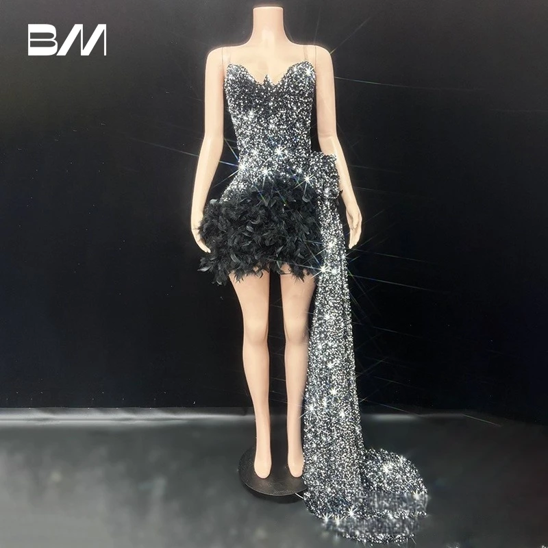 Shiny Black Little Dress for Women, Strapless Sequined Short Formal Dresses with Side Train, Real Images Party Prom Gowns
Shiny Black Little Dress for Women, Strapless Sequined Short Formal Dresses with Side Train, Real Images Party Prom Gowns