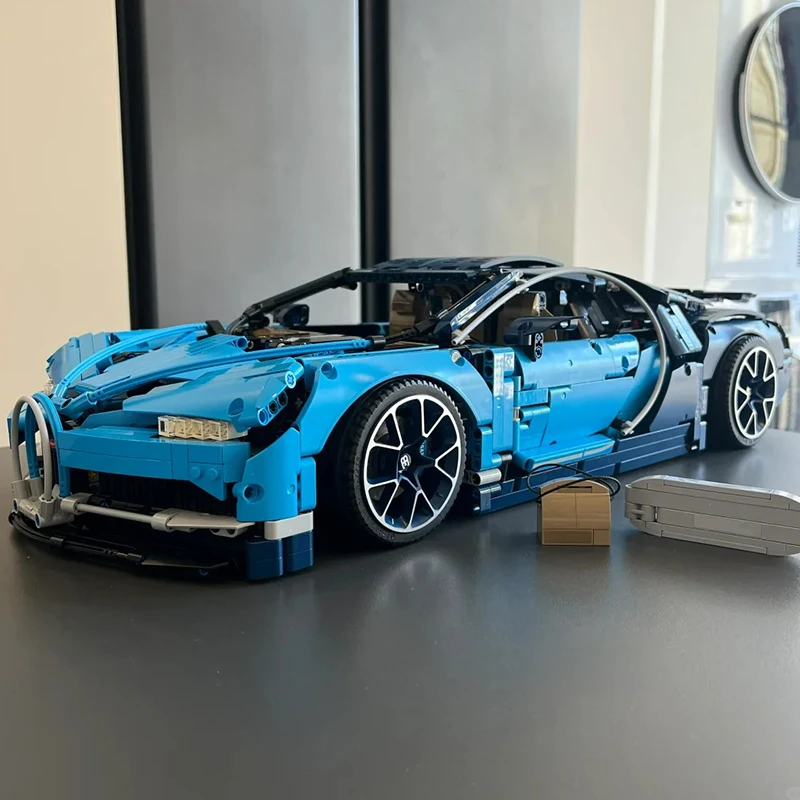 Technical 3599Pcs 1:8 Blue Chirons Racing Car Building Blocks 42083 Super Sports Vehicle Assemble Toys Gifts For Kids Boy Adult
Technical 3599Pcs 1:8 Blue Chirons Racing Car Building Blocks 42083 Super Sports Vehicle Assemble Toys Gifts For Kids Boy Adult