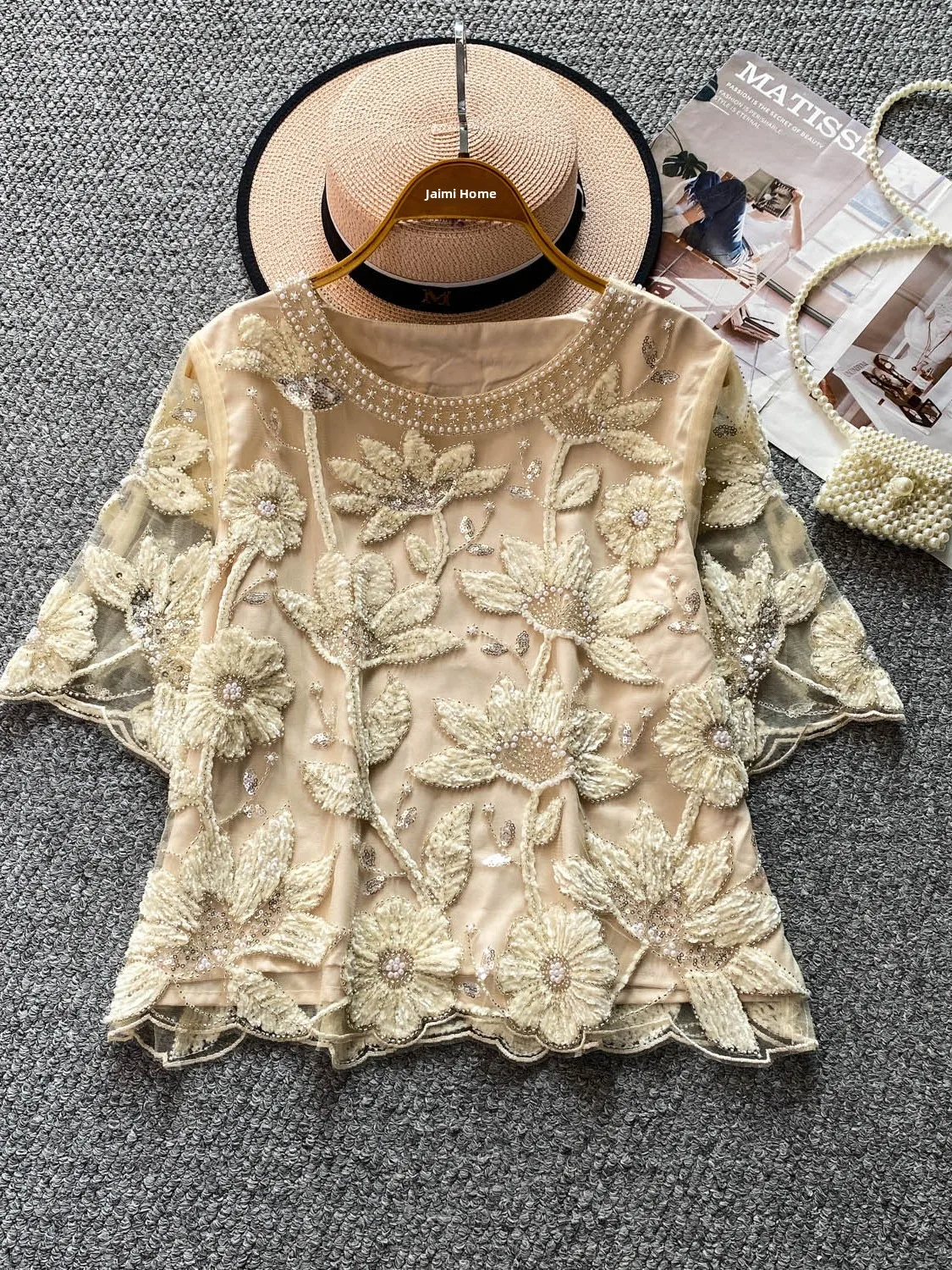 Ladies round Neck T-Shirt Heavy Work Lamb Fur Sequin Embellished Loose Slimming Summer Mesh Top Elegant Creative Design
Ladies round Neck T-Shirt Heavy Work Lamb Fur Sequin Embellished Loose Slimming Summer Mesh Top Elegant Creative Design