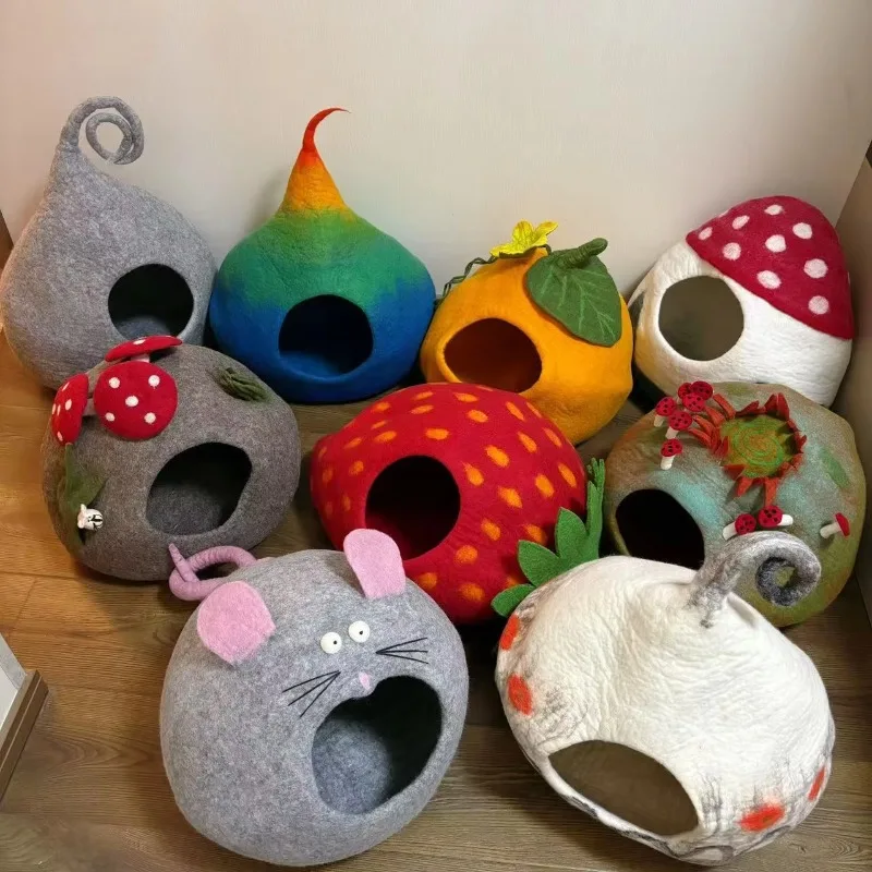 New Design Wool Felt Cat Cave with Semi-Enclosed Warm Shelter Handmade Pet Bed for Cats Kittens
New Design Wool Felt Cat Cave with Semi-Enclosed Warm Shelter Handmade Pet Bed for Cats Kittens