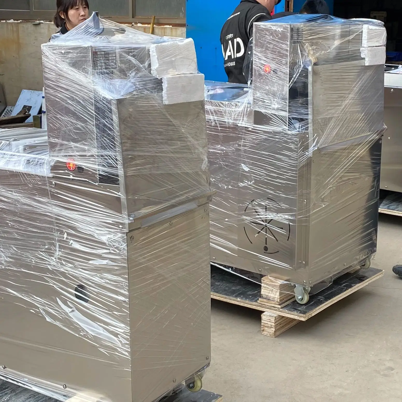 High Quality Stainless Steel CNC Double-Cut Lamb Roll Machine Mutton Beef Roll Meat Slicer Freezing Meat Meat Slicer
High Quality Stainless Steel CNC Double-Cut Lamb Roll Machine Mutton Beef Roll Meat Slicer Freezing Meat Meat Slicer