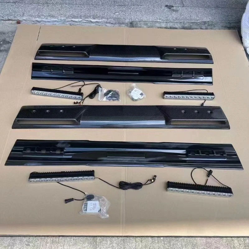 W464G500G350G55G63 Modified Babos Carbon Fiber Top Wing Ceiling Light
W464G500G350G55G63 Modified Babos Carbon Fiber Top Wing Ceiling Light