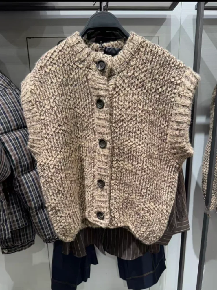 Retro Sle Women's Knitted Vest Svel Outerwear Sweet Lazy Faion Winter New Arrival Polyester Fiber Casual Wear
Retro Sle Women's Knitted Vest Svel Outerwear Sweet Lazy Faion Winter New Arrival Polyester Fiber Casual Wear