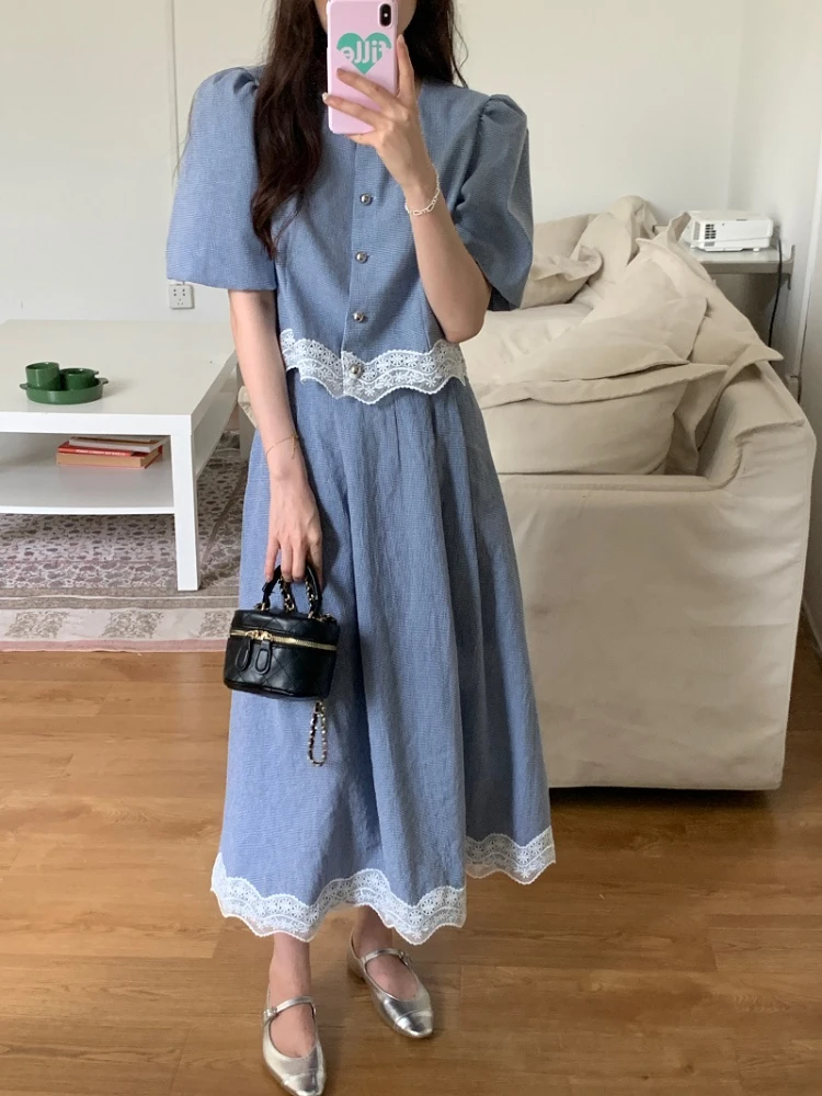 Summer Elegant 2 Two Piece Skirt Sets Women 2022 Single Breasted Lace Short Top with High Waist A-line Skirt Suit
Summer Elegant 2 Two Piece Skirt Sets Women 2022 Single Breasted Lace Short Top with High Waist A-line Skirt Suit