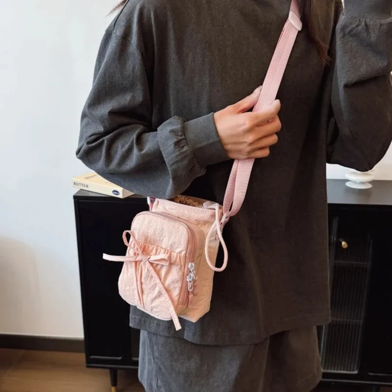 Fashion Soft Casual Crossbody Bag with Bow Decoration Adjustable Strap Multi-Compartment Versatile Shoulder Purse for Women
Fashion Soft Casual Crossbody Bag with Bow Decoration Adjustable Strap Multi-Compartment Versatile Shoulder Purse for Women
