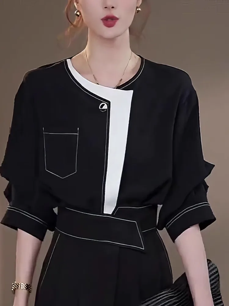 French Fashion Office Lady 2 Piece Sets Contrast Color Bright Line O-neck Blouse and Wide Leg Pants Women Black Outfits Elegant
French Fashion Office Lady 2 Piece Sets Contrast Color Bright Line O-neck Blouse and Wide Leg Pants Women Black Outfits Elegant