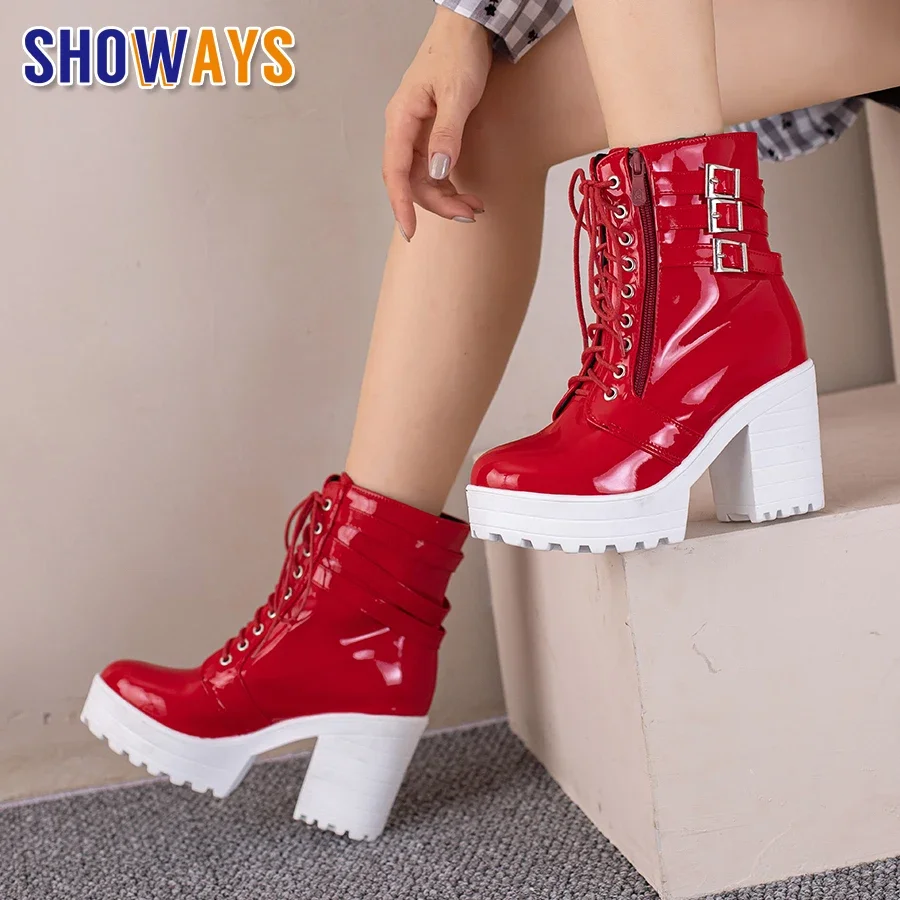 Британские женские ботильоны, красно-белые лакированные кожаные платья, вечерние женские зимние короткие ботинки на высоком блочном каблуке с пряжкой и застежкой-молнией на шнуровке в стиле панк
Британские женские ботильоны, красно-белые лакированные кожаные платья, вечерние женские зимние короткие ботинки на высоком блочном каблуке с пряжкой и застежкой-молнией на шнуровке в стиле панк