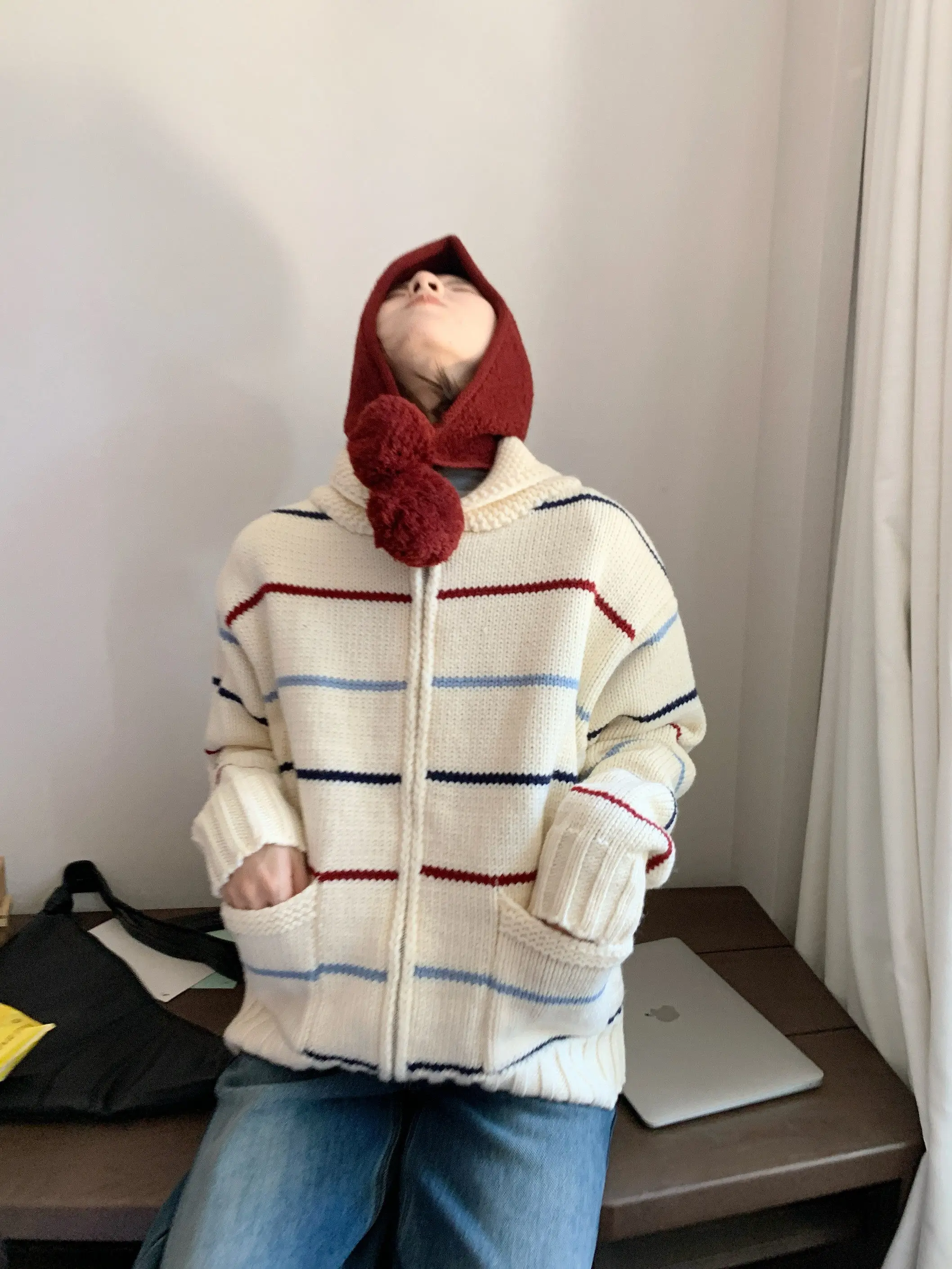 Fretaro Vintage Striped Zipper Front Open Cardigan Sweater Women's Winter Top Multicolor Loose Fit Long Sve Regular Length
Fretaro Vintage Striped Zipper Front Open Cardigan Sweater Women's Winter Top Multicolor Loose Fit Long Sve Regular Length