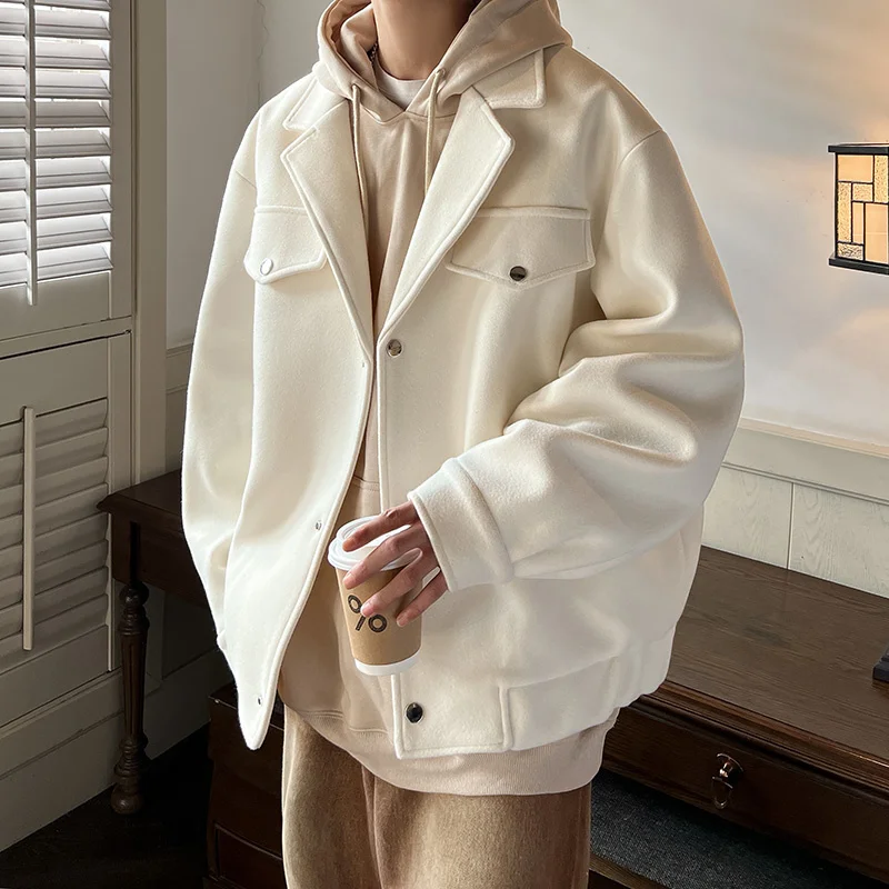 Winter Thicken Woolen Coat Men Warm Fashion Casual Thick Woolen Jacket Men Korean Loose Short Woolen Coat Mens Overcoat M-3XL
Winter Thicken Woolen Coat Men Warm Fashion Casual Thick Woolen Jacket Men Korean Loose Short Woolen Coat Mens Overcoat M-3XL
