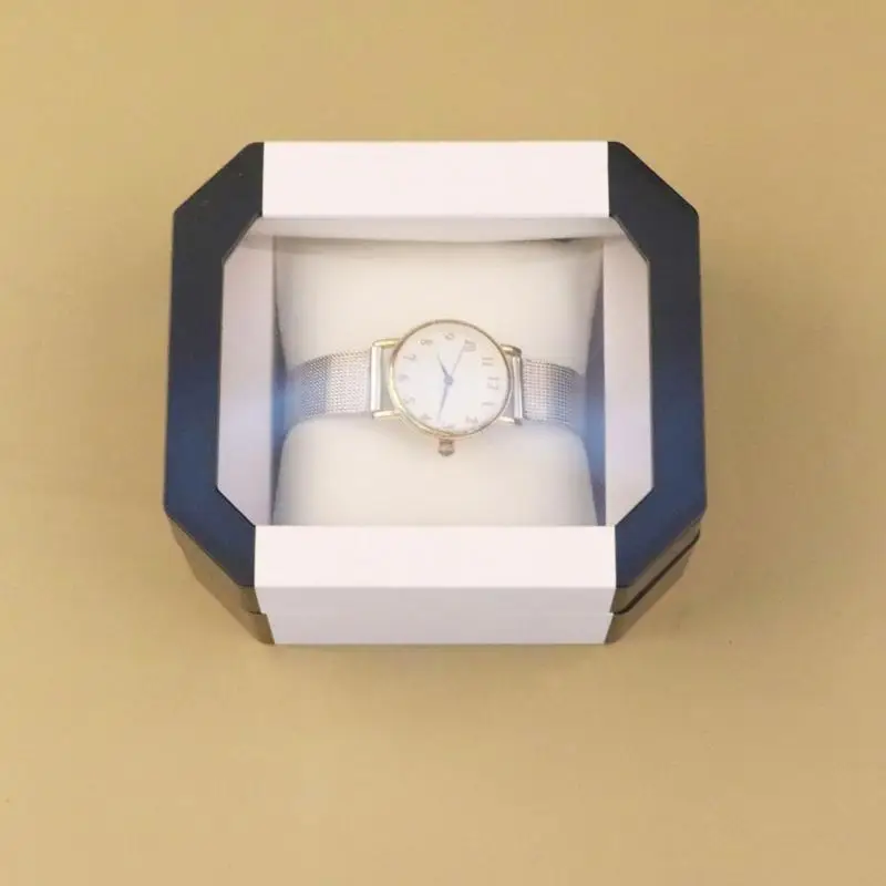 Practical Watch Display Box Durable Watch Case Portable Watch Organizers Plastic Material Watch Storage Box for Watches
Practical Watch Display Box Durable Watch Case Portable Watch Organizers Plastic Material Watch Storage Box for Watches