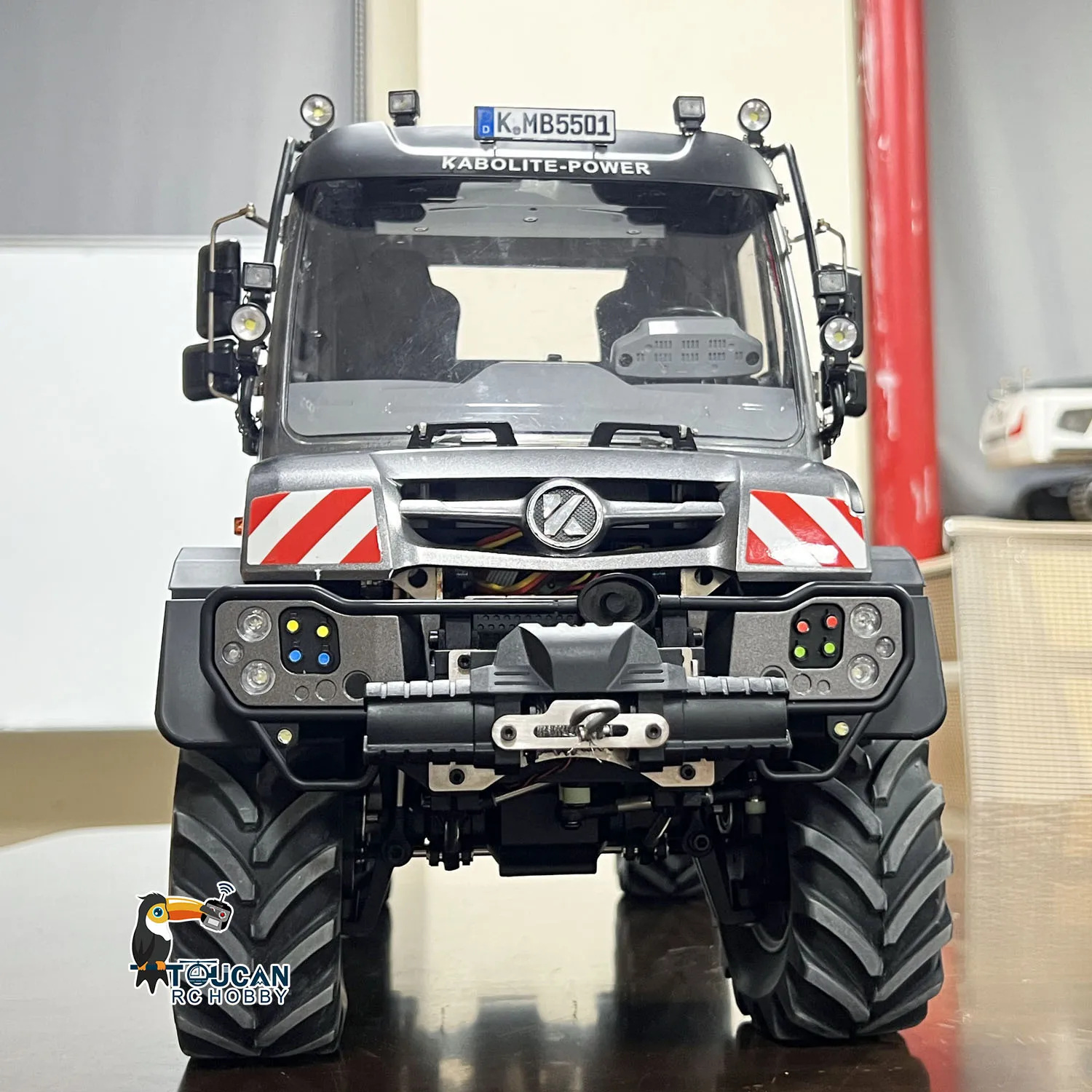 New 1/14 RTR KABOLITE K5501 RC Crawler Cars Remote Control Off Road Car ATV Light Truck Axle Locks Light Sound System Vehicles
New 1/14 RTR KABOLITE K5501 RC Crawler Cars Remote Control Off Road Car ATV Light Truck Axle Locks Light Sound System Vehicles
