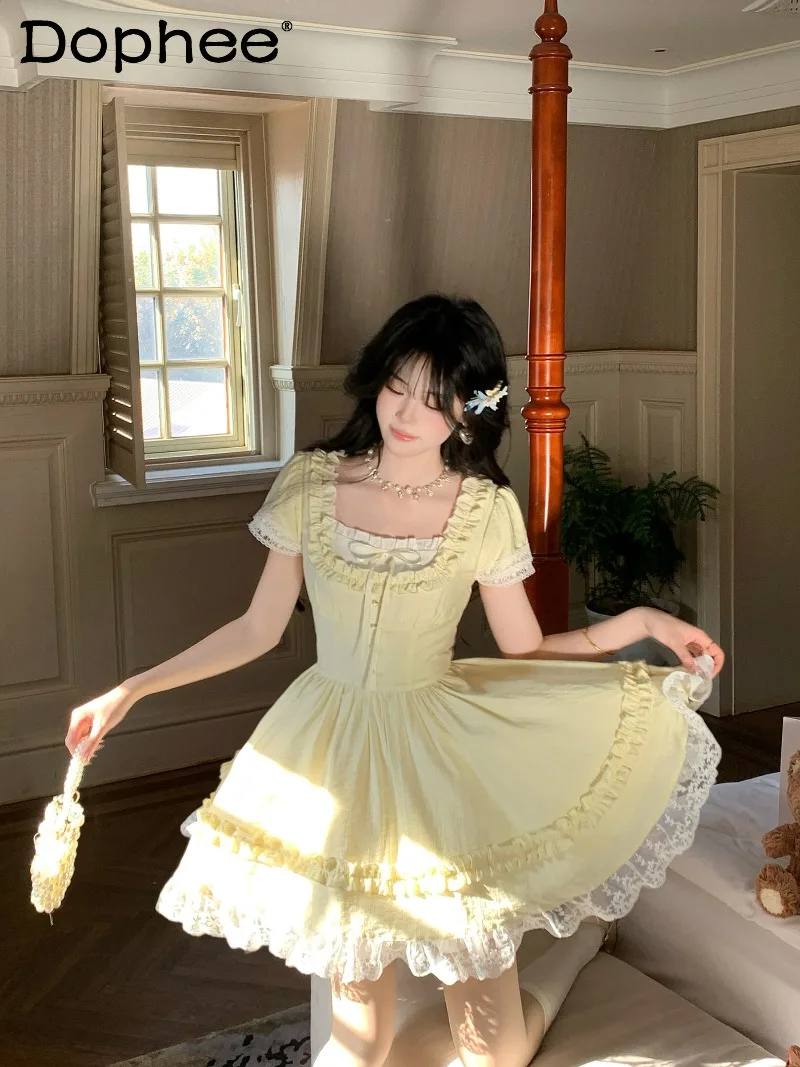 Sweet Cute Doll Girl Milk Yellow Fungus Edge Fluffy Dress Spring Summer New Princess Style High Waist Thin Short Sleeve Dress
Sweet Cute Doll Girl Milk Yellow Fungus Edge Fluffy Dress Spring Summer New Princess Style High Waist Thin Short Sleeve Dress