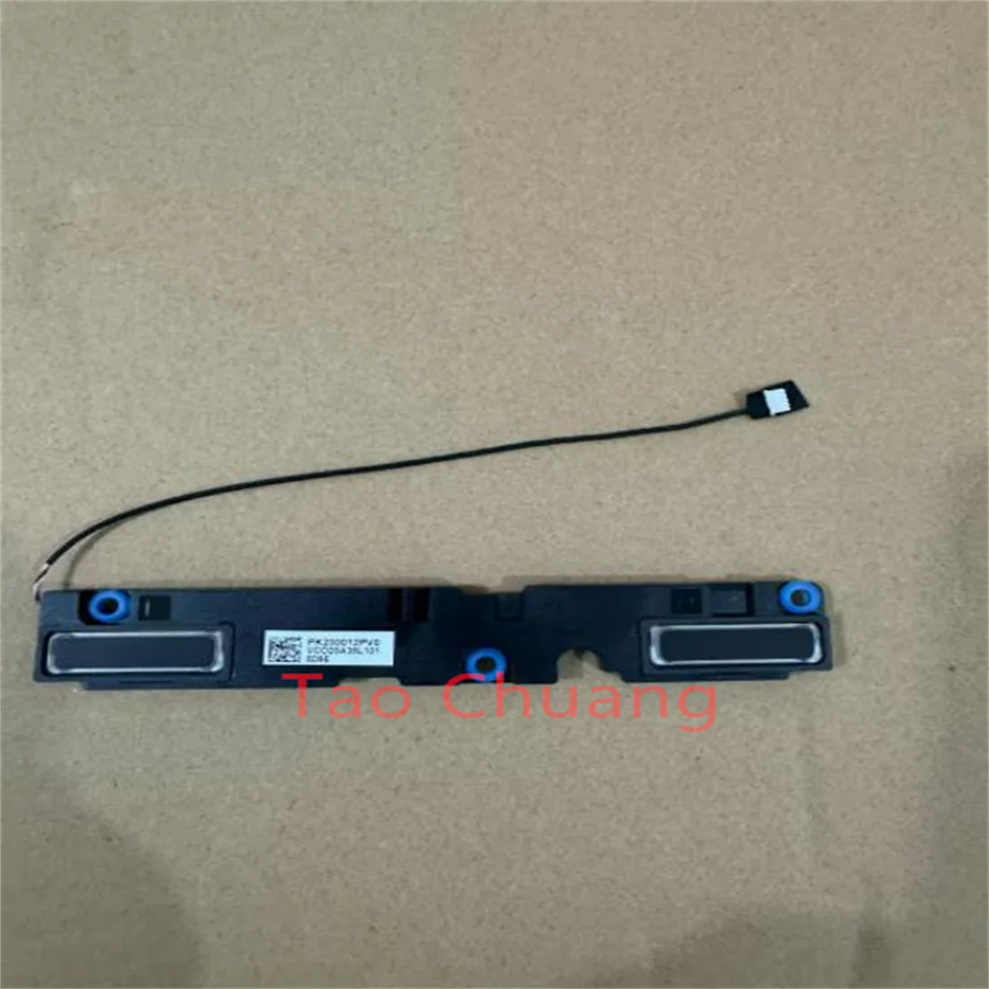 FOR Lenovo Thinkpad P16 Gen2 with built-in left and right speakers PK230012PV0
FOR Lenovo Thinkpad P16 Gen2 with built-in left and right speakers PK230012PV0