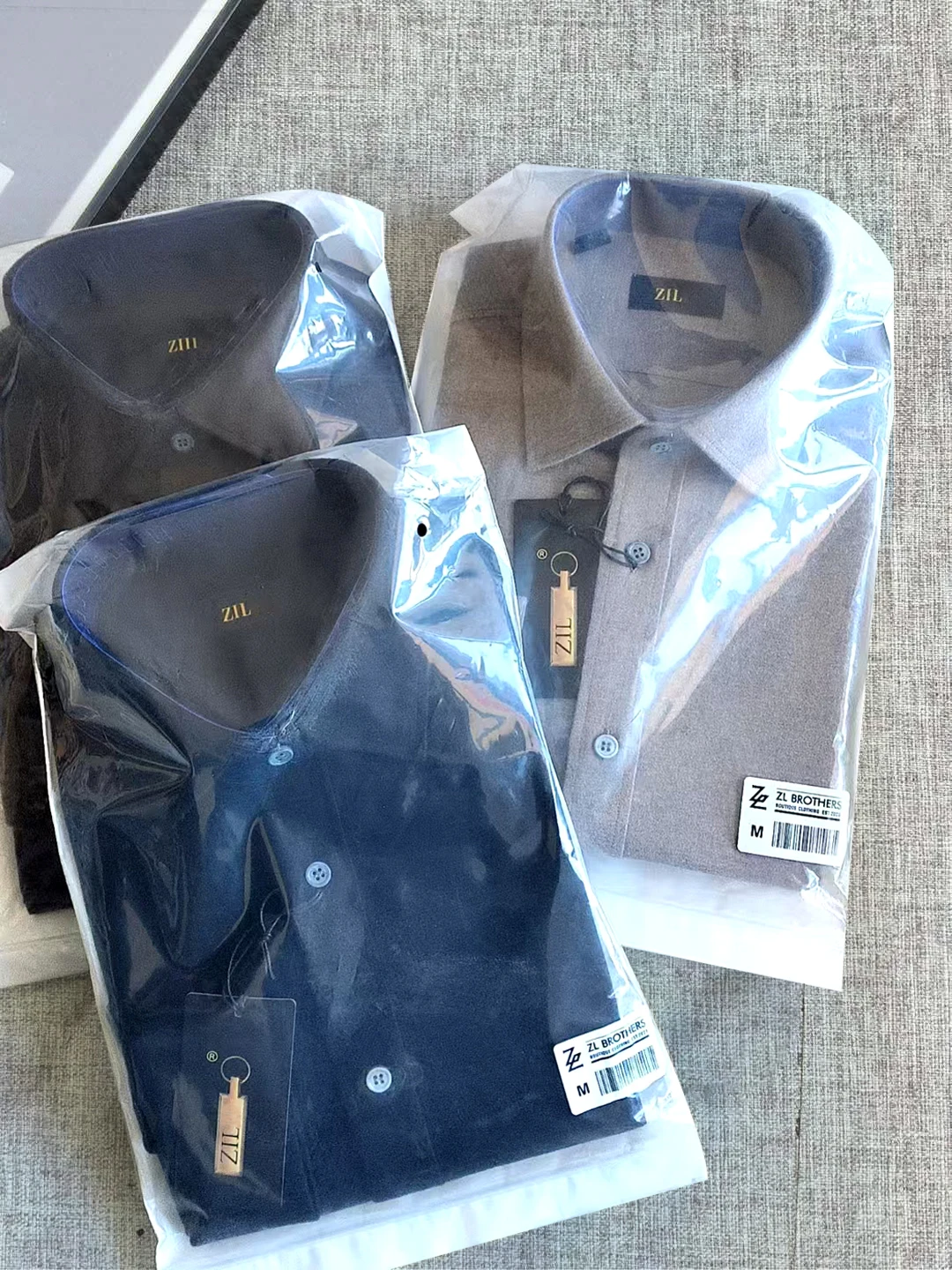 BLLIYOSS Wool Cashmere Blend Shirt Men 25SS New Casual High-quality Striped Short sleeved Old Money Simplicity Advanced Fabric
BLLIYOSS Wool Cashmere Blend Shirt Men 25SS New Casual High-quality Striped Short sleeved Old Money Simplicity Advanced Fabric