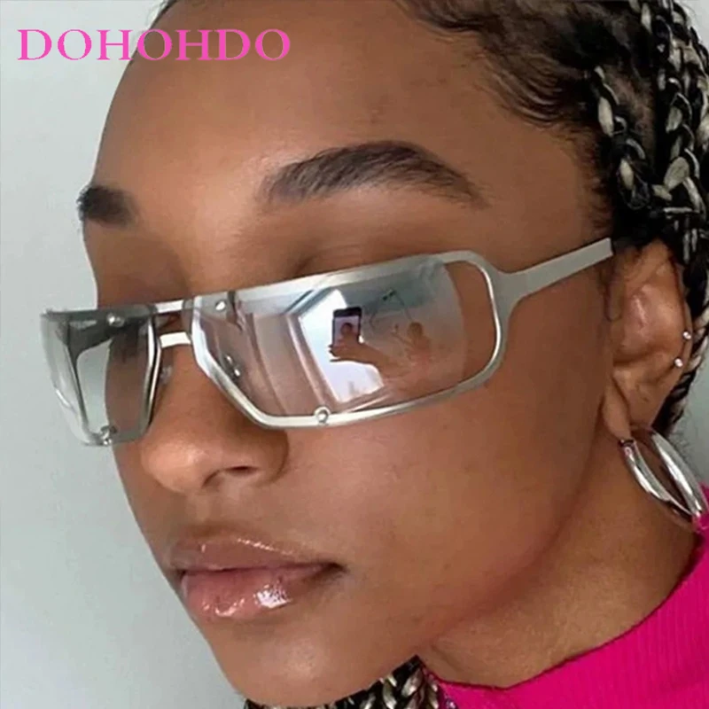 New Punk Y2K Women's Sunglasses Vintage Small Rectangle Lens Female Hottie Sun Glasses Men Retro Oculos Future Technolog Eyewear
New Punk Y2K Women's Sunglasses Vintage Small Rectangle Lens Female Hottie Sun Glasses Men Retro Oculos Future Technolog Eyewear