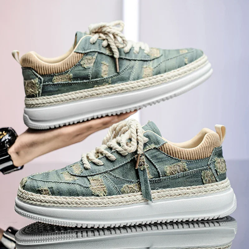 Latest Men's and Women's Casual Cowboy Canvas Shoes Fashionable, Lightweight, Comfortable Outdoor Sports Shoes Size 39-44
Latest Men's and Women's Casual Cowboy Canvas Shoes Fashionable, Lightweight, Comfortable Outdoor Sports Shoes Size 39-44
