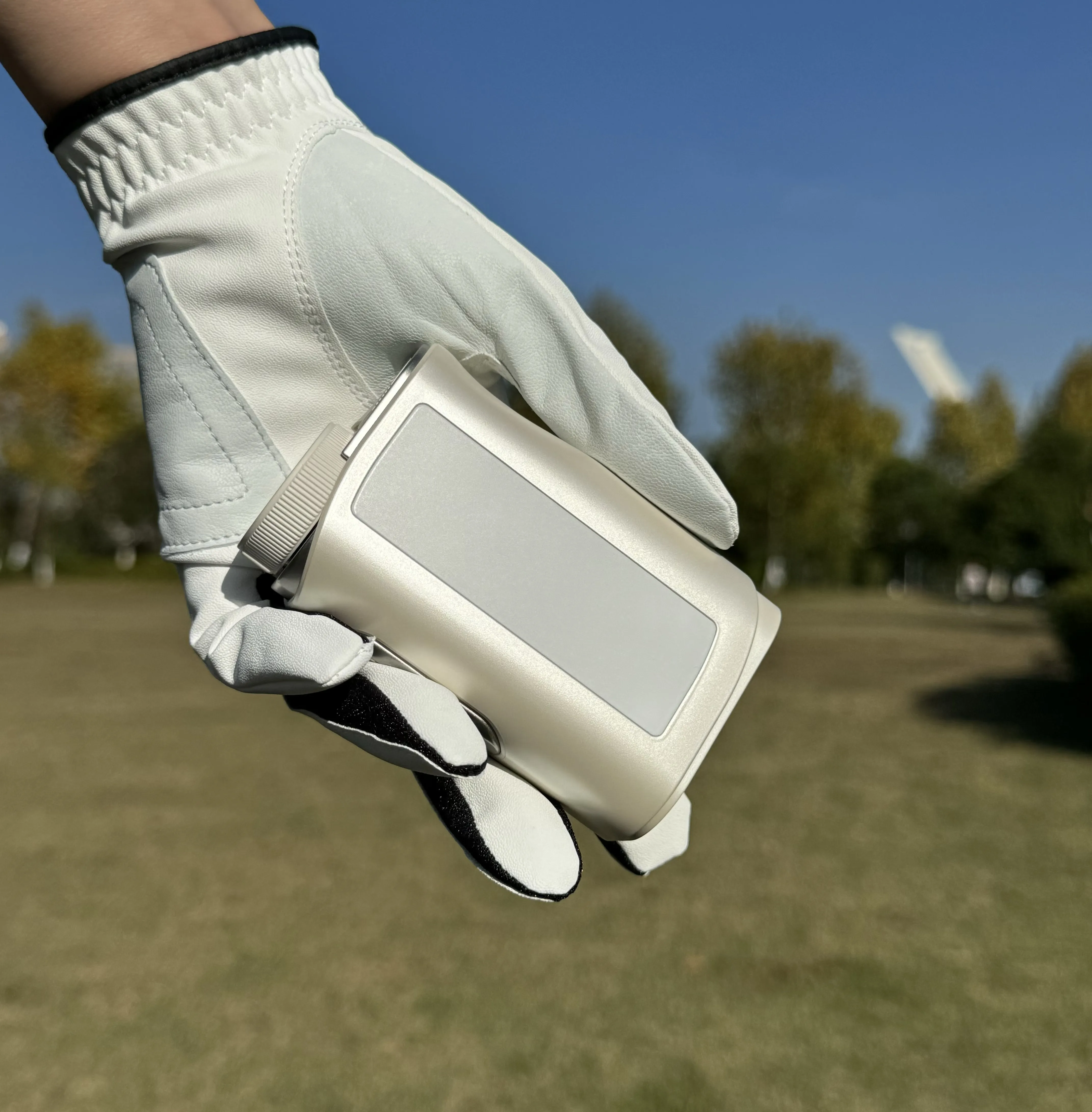 2025 новый стиль мини-дальномер для гольфа 6X ЖК-дисплей 1000 м лазерный дальномер для гольфа с треугольным режимом
2025 новый стиль мини-дальномер для гольфа 6X ЖК-дисплей 1000 м лазерный дальномер для гольфа с треугольным режимом