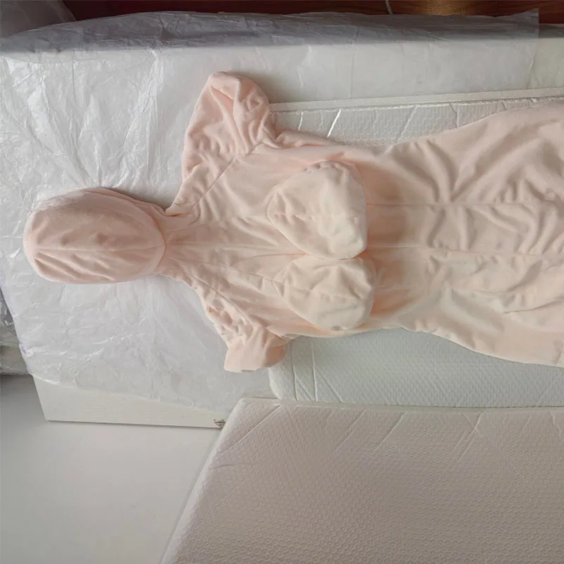 Men's Cushion Soft Elasticity Fabric Doll Covers Simulated Mannequin Hug Pillow Cover Washable Home Decoration Accessories
Men's Cushion Soft Elasticity Fabric Doll Covers Simulated Mannequin Hug Pillow Cover Washable Home Decoration Accessories