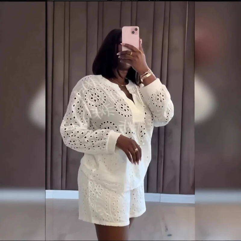 Elegant New African Women Two Piece Set Chic Spring Summer Lace See Through Long Sleeve Top and Shorts Set Outfits
Elegant New African Women Two Piece Set Chic Spring Summer Lace See Through Long Sleeve Top and Shorts Set Outfits