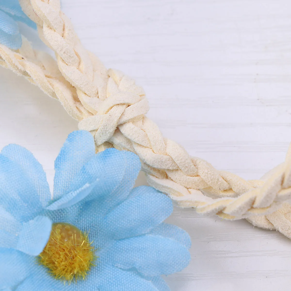 2Pcs Elegant Daisy Headband Bohemian Wedding Bridal Hair Band Accessories Floral Headdress
2Pcs Elegant Daisy Headband Bohemian Wedding Bridal Hair Band Accessories Floral Headdress