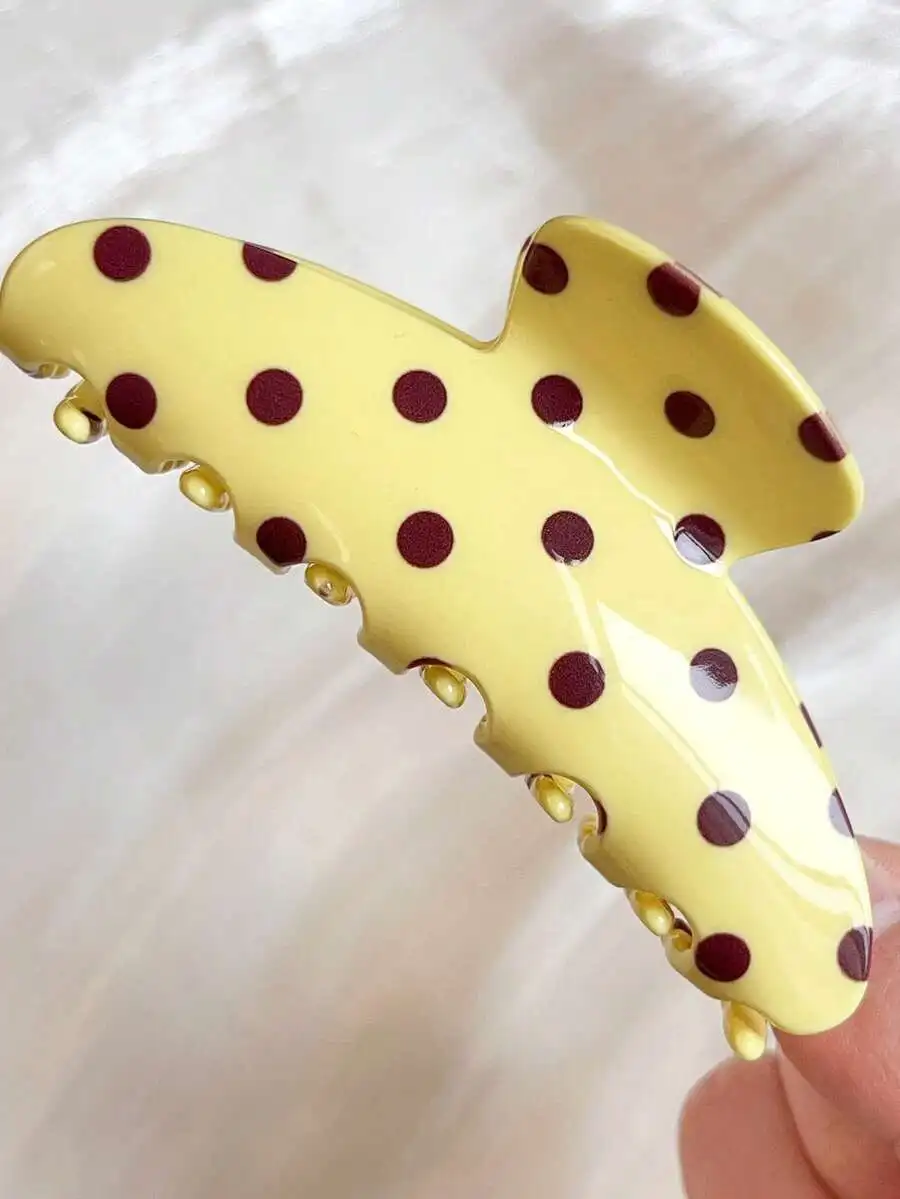 Cream Yellow Burgundy Polka Dot Large Hair Claw Clip Non-Slip For Thick Hair Y2K Retro Butterfly Style
Cream Yellow Burgundy Polka Dot Large Hair Claw Clip Non-Slip For Thick Hair Y2K Retro Butterfly Style