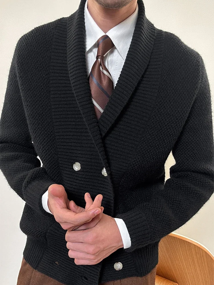 Vintage Lapel Double-breasted Knit Coats Men 2025 Spring Casual Knitted Slim Suit Jackets Mens Fashion Solid Color Sweater
Vintage Lapel Double-breasted Knit Coats Men 2025 Spring Casual Knitted Slim Suit Jackets Mens Fashion Solid Color Sweater