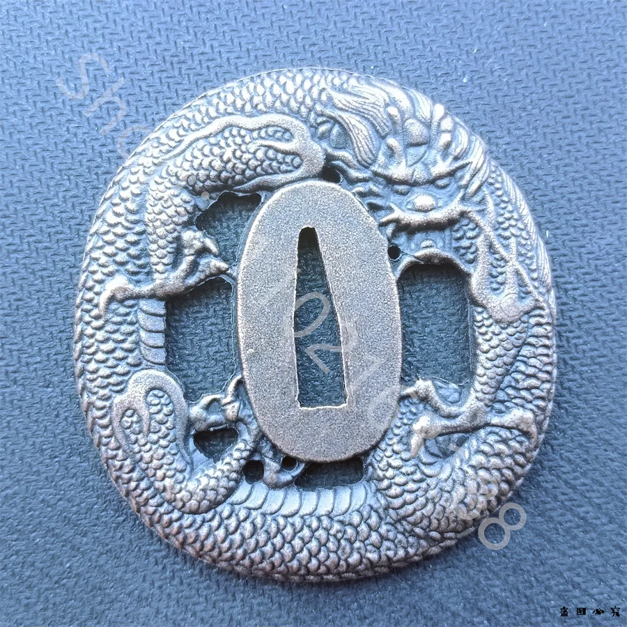 Exquisite Alloy Handguard Tsuba Guard For Japanese Japan Real Wakizashi Katana Samurai Sword Fittings New Very Good Dragon Theme
Exquisite Alloy Handguard Tsuba Guard For Japanese Japan Real Wakizashi Katana Samurai Sword Fittings New Very Good Dragon Theme