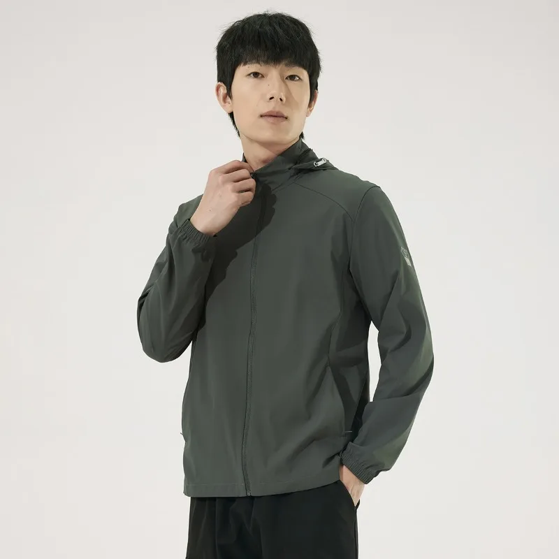Summer New Comfortable Breathable UV Resistant Couple's Tops High-quality Ice Silk Sun Protection Men's Women's Jackets
Summer New Comfortable Breathable UV Resistant Couple's Tops High-quality Ice Silk Sun Protection Men's Women's Jackets