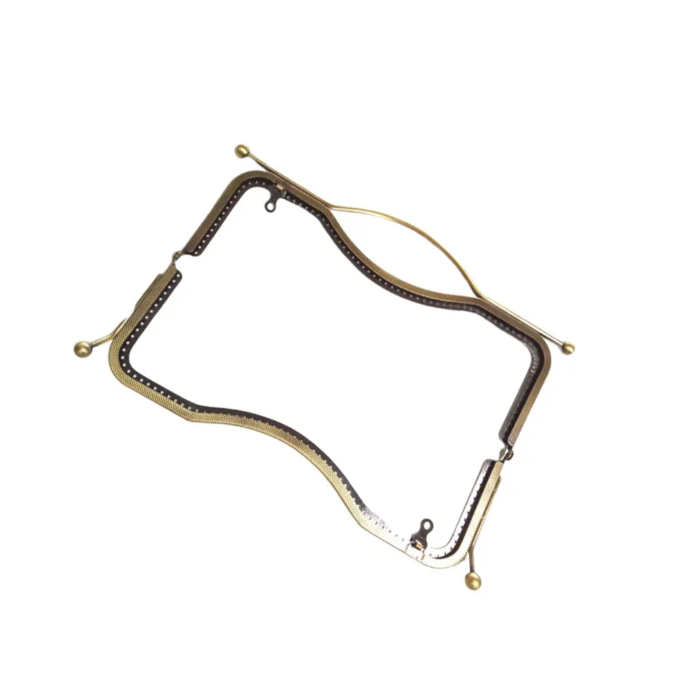 27cm Purse Frame Handbag Accessories Clutch Lock Wallet Buckle Metal Lightweight DIY Craft Lip Shape Tote Bag Parts
27cm Purse Frame Handbag Accessories Clutch Lock Wallet Buckle Metal Lightweight DIY Craft Lip Shape Tote Bag Parts