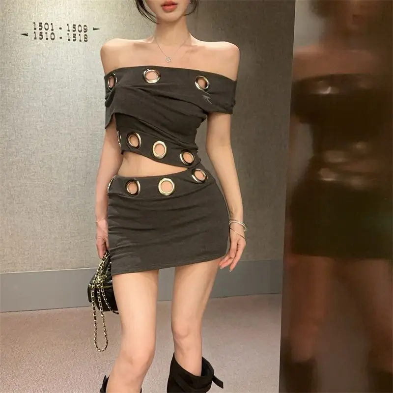 Женский темпераментный лоскутный ажурный косой воротник с коротким рукавом, мини-костюм, летний тренд, сексуальный нерегулярный тонкий костюм из двух предметов
Женский темпераментный лоскутный ажурный косой воротник с коротким рукавом, мини-костюм, летний тренд, сексуальный нерегулярный тонкий костюм из двух предметов