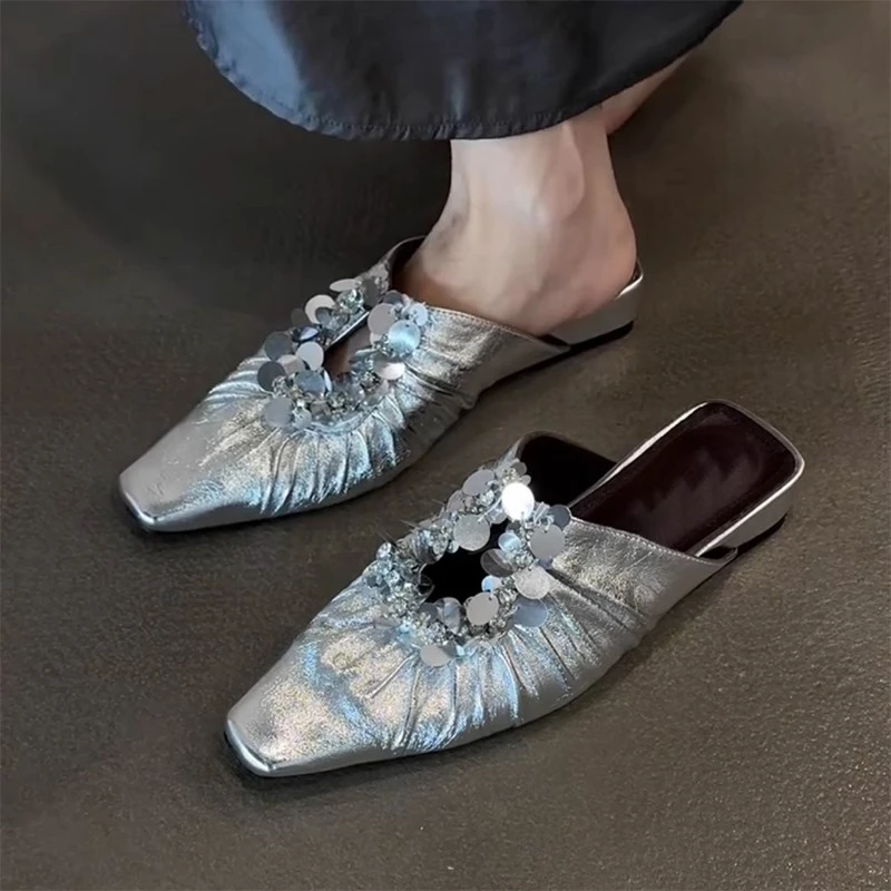 Fashion Designer Womens Shoes Exquisite Bling Flat Bottom Mueller Slippers for Woman Summer Vacation Casual Shoes Zapatos Mujer
Fashion Designer Womens Shoes Exquisite Bling Flat Bottom Mueller Slippers for Woman Summer Vacation Casual Shoes Zapatos Mujer