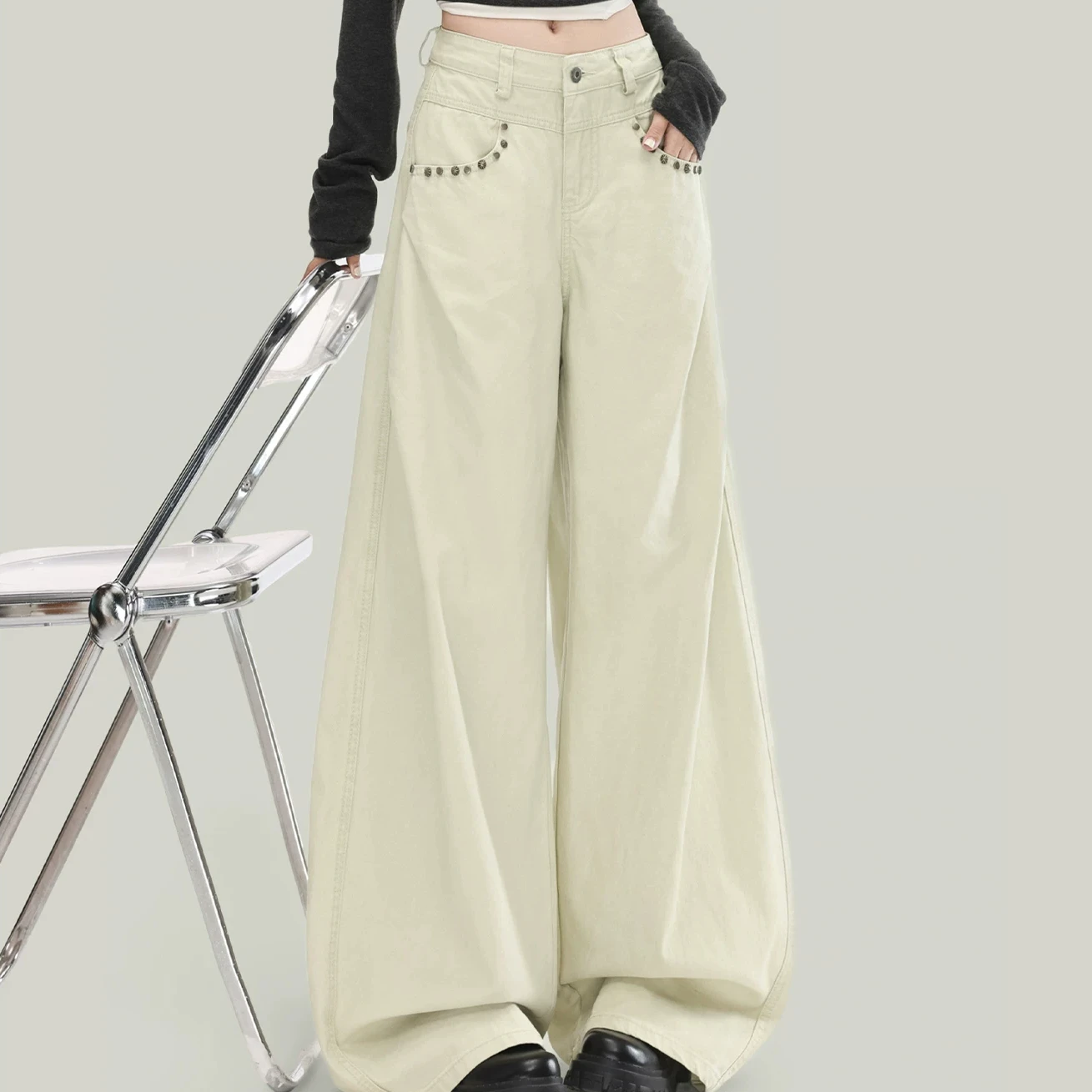 Vintage Rivets Baggy Jeans Loose Fit Pleated New Solid High Waist Pockets Wide Leg Pants Casual Style Women Jeans
Vintage Rivets Baggy Jeans Loose Fit Pleated New Solid High Waist Pockets Wide Leg Pants Casual Style Women Jeans