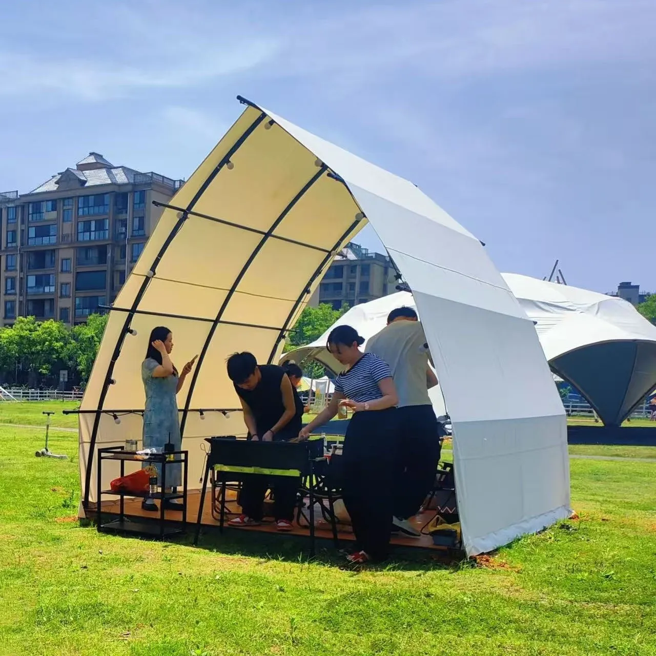 Triangle, camp, sailing, tent, outdoor, rooftop, camping, commercial, barbecue, restaurant
Triangle, camp, sailing, tent, outdoor, rooftop, camping, commercial, barbecue, restaurant