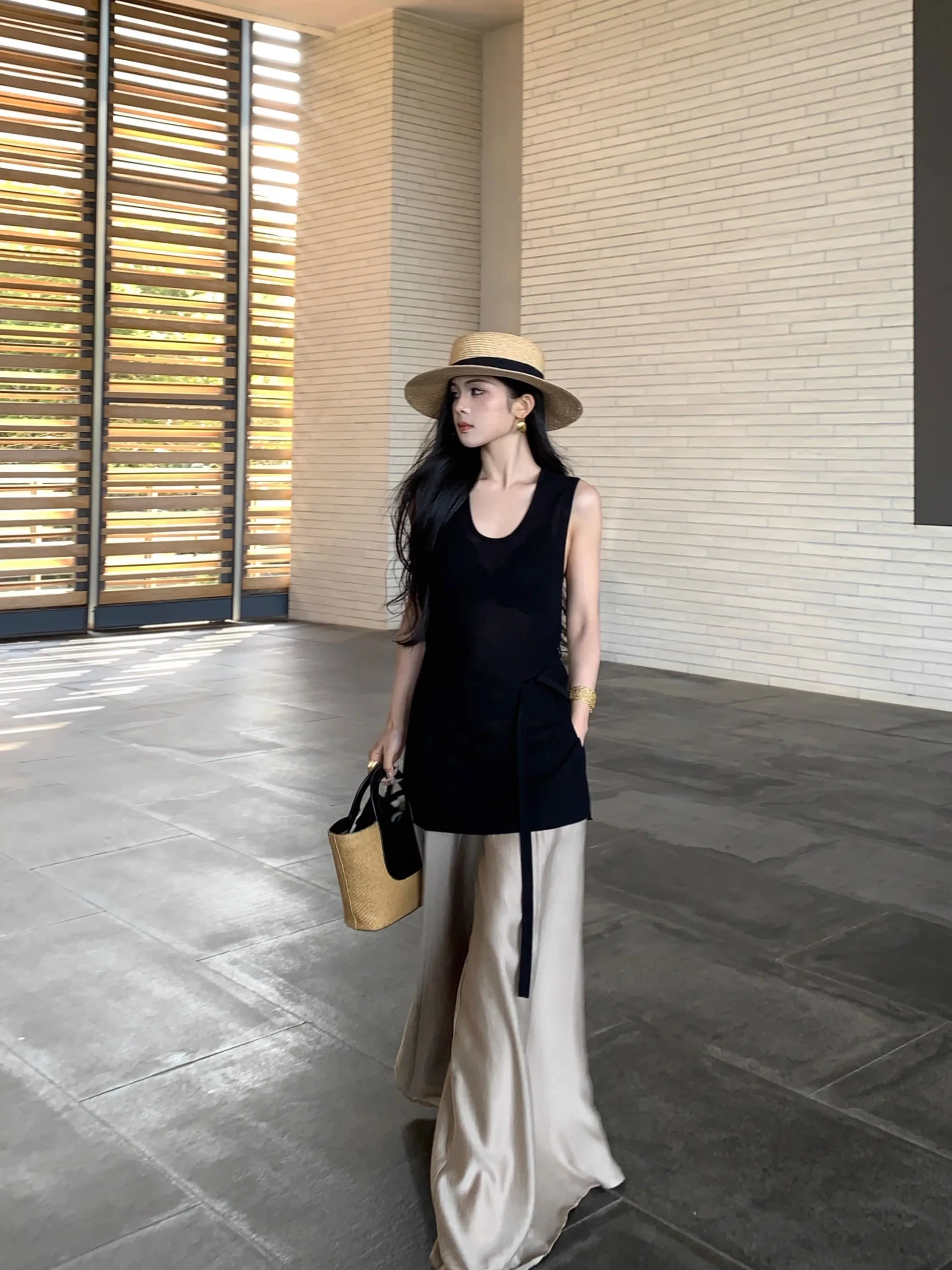 Breathable Me Knitted U-Ne Base irt Slim Fit Inner Wear Top Summer Sle Commute Faion Quali Design Base Layer
Breathable Me Knitted U-Ne Base irt Slim Fit Inner Wear Top Summer Sle Commute Faion Quali Design Base Layer