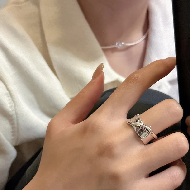 S925 Sterling Silver Heavy Industry Ring Korean Fashion Simple Texture South Korea Wind Blogger Inspired Fine Silver Jewelry
S925 Sterling Silver Heavy Industry Ring Korean Fashion Simple Texture South Korea Wind Blogger Inspired Fine Silver Jewelry