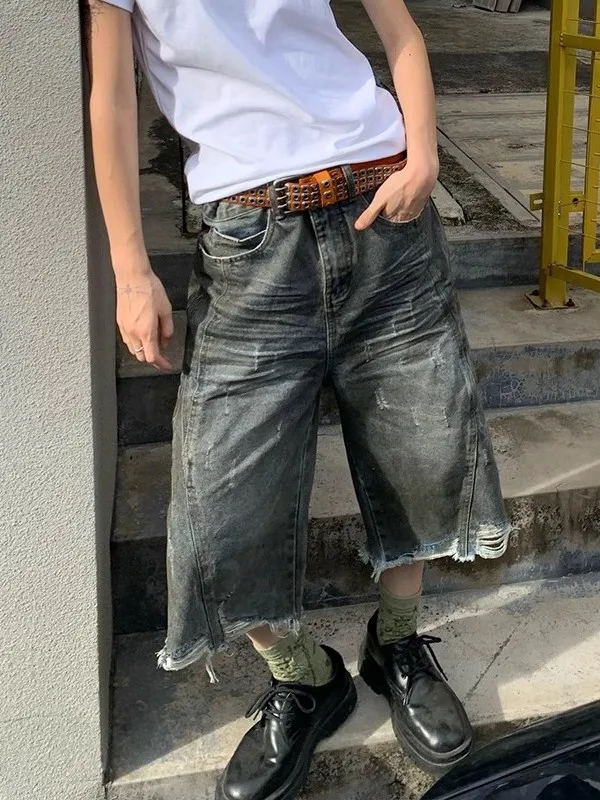 Мужские джинсы в стиле ретро, американские, из денима, с эффектом потертости, свободные, широкие штанины, с разрезом, повседневные, летние, для молодежи
Мужские джинсы в стиле ретро, американские, из денима, с эффектом потертости, свободные, широкие штанины, с разрезом, повседневные, летние, для молодежи