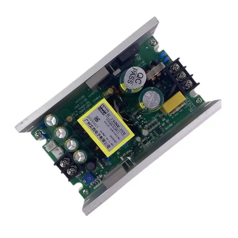 IC 250 Вт 26 В 19x15 Вт Zomm светодиодный светильник с подвижной головкой, аксессуары для источника питания
IC 250 Вт 26 В 19x15 Вт Zomm светодиодный светильник с подвижной головкой, аксессуары для источника питания