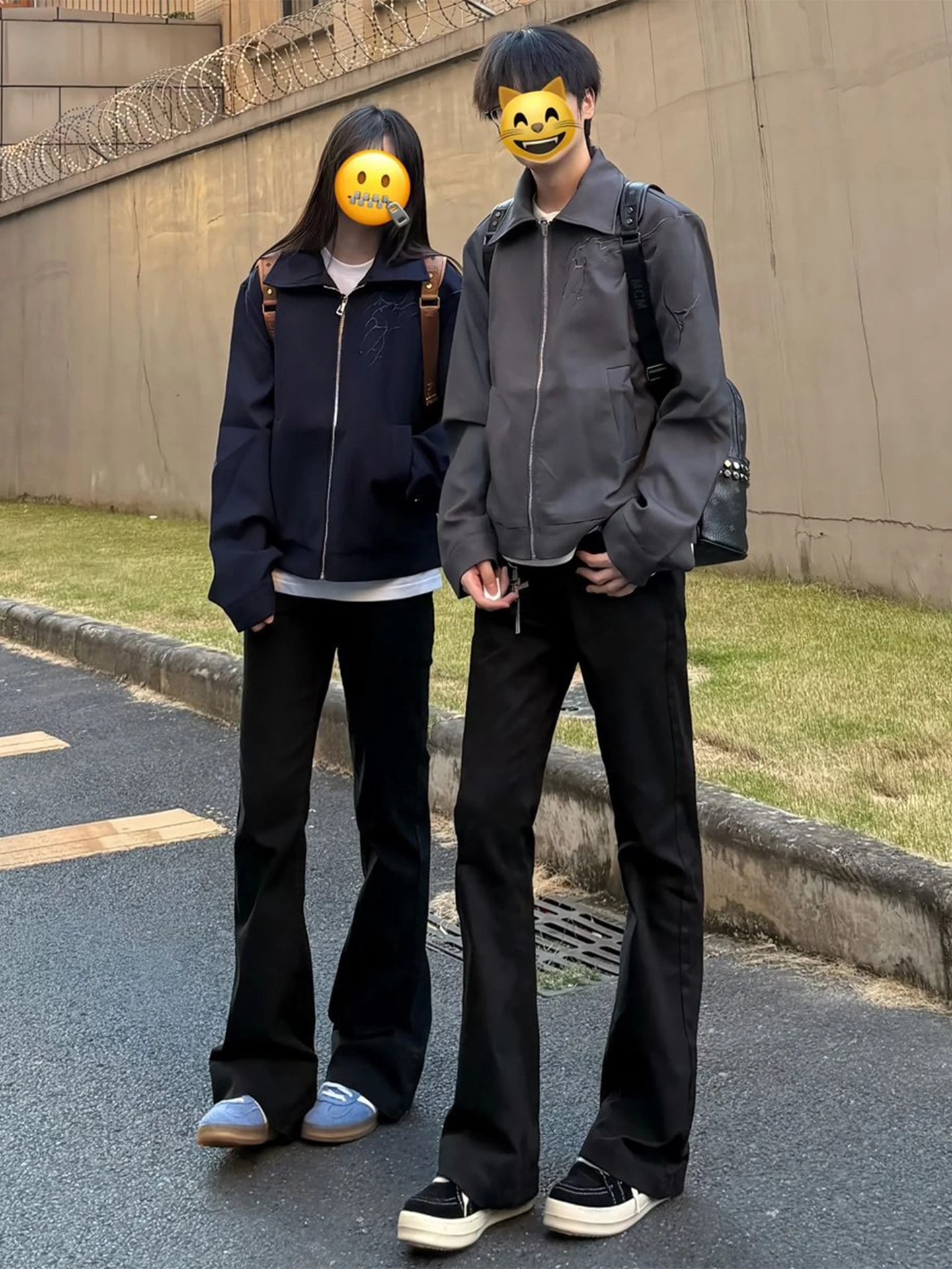 Мужские джинсы Slim Fit в американском стиле High Street, джинсы для создания образа, удлиняющие ноги, прямые, слегка расклешенные, повседневные джинсы
Мужские джинсы Slim Fit в американском стиле High Street, джинсы для создания образа, удлиняющие ноги, прямые, слегка расклешенные, повседневные джинсы