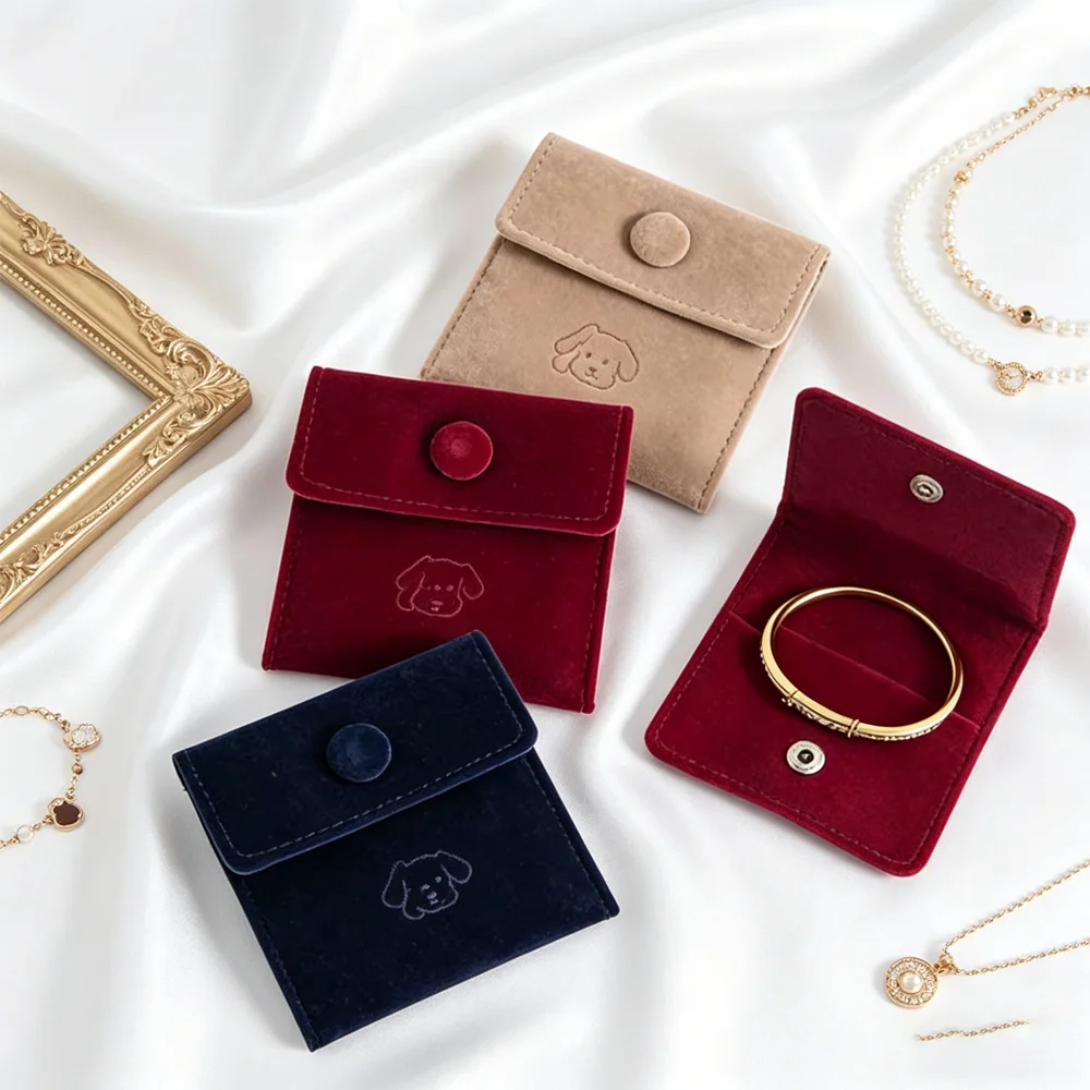 Dark Red Velvet Gift Jewelry Bag Custom Embossed Snap Buckle Packaging Bags Necklace Earrings Bracelet Storage Sack Dust Protect
Dark Red Velvet Gift Jewelry Bag Custom Embossed Snap Buckle Packaging Bags Necklace Earrings Bracelet Storage Sack Dust Protect